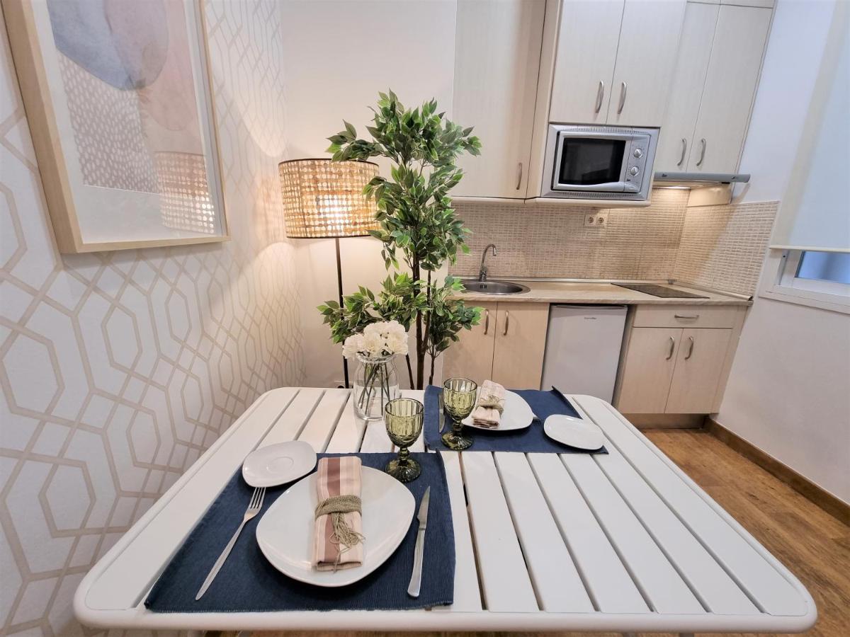 Apartamentos San Andres Madrid Exterior photo